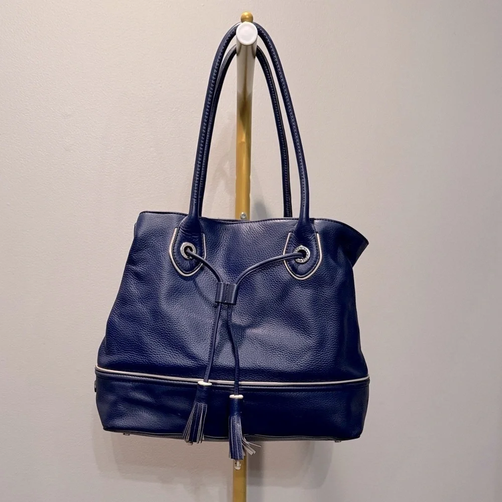Cole Haan Vintage leather Reiley tassel tote in Navy EUC